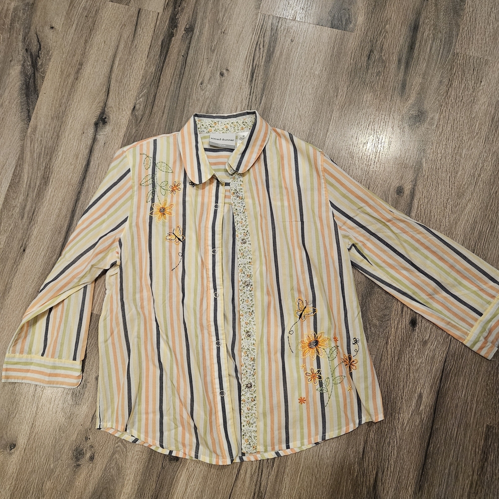 Alfred Dunner Womens Petite Floral Button Down Shirt